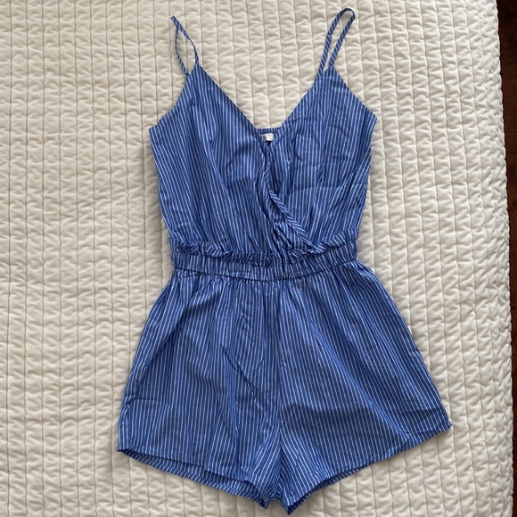 Active USA Pants - ACTIVE USA Light Blue & White Pinstripe Cinch Waist Romper Size Small